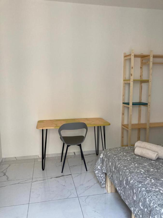 Amedeo House Lägenhet Bari Exteriör bild